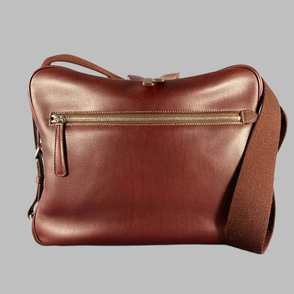 HERMES 2013 Hebdo Reporter Burgundy Togo Leather Palladium Messenger Bag